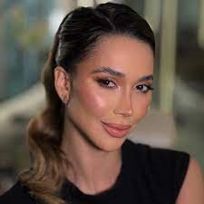 marina amarante borille especializada em prótese dentária