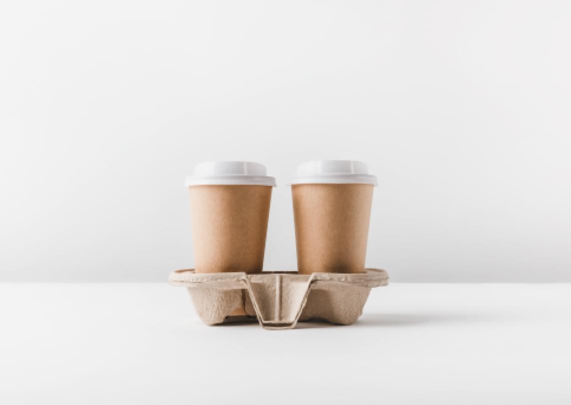 prótese total com acompanhamento clínico periódico